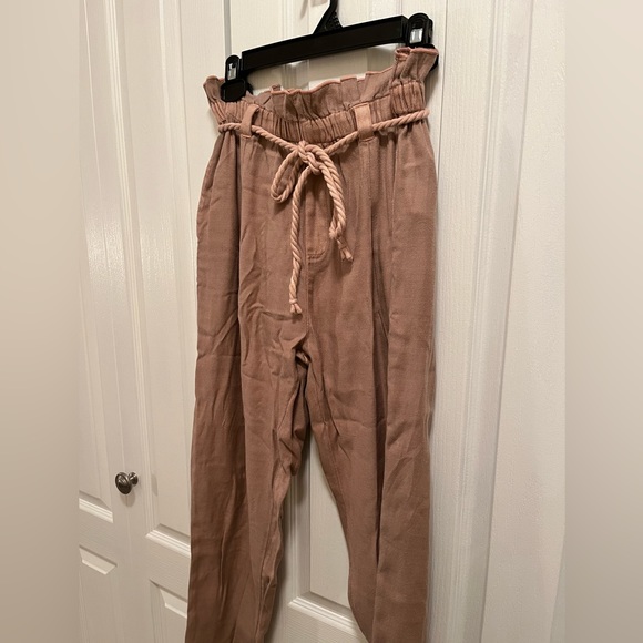 NWOT Billabong Paperbag Rope Belt Linen Pants - Picture 3 of 5